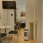 Floris Guest House